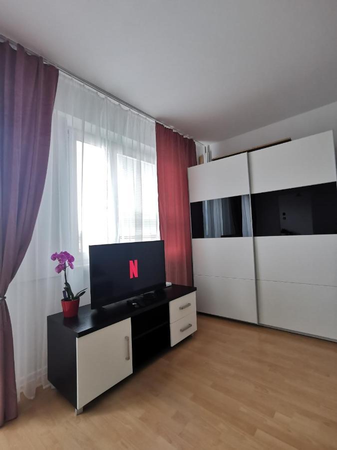 Millenium Apartment Self Check-In Faktura Rzeszow Ngoại thất bức ảnh
