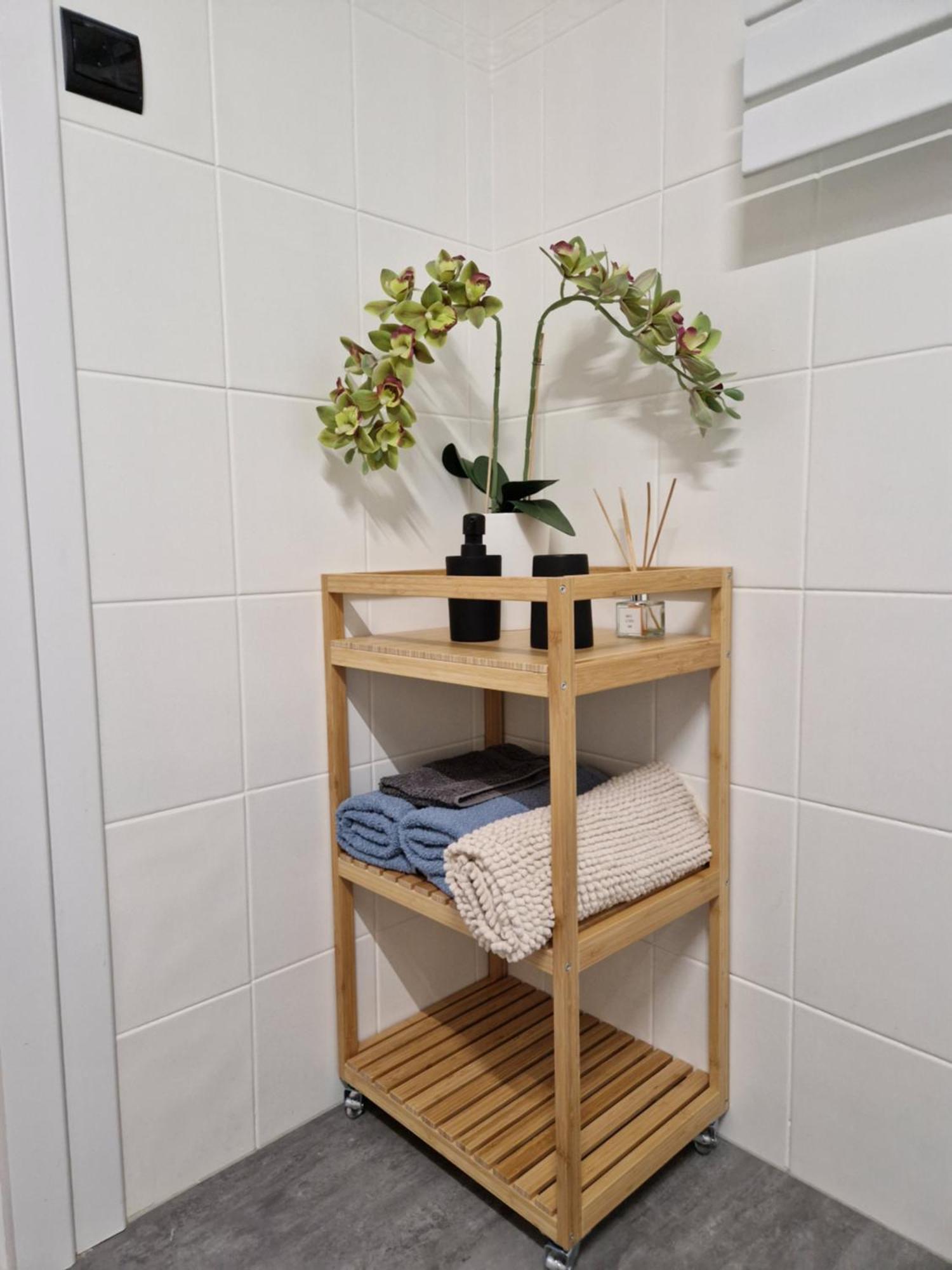 Millenium Apartment Self Check-In Faktura Rzeszow Ngoại thất bức ảnh